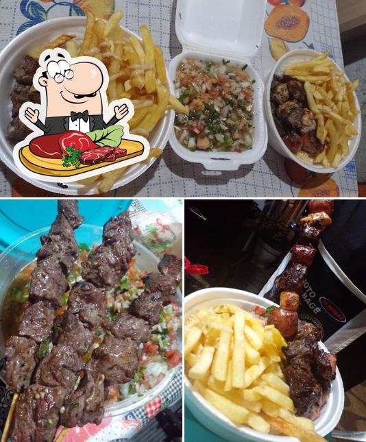 Escolha pratos de carne no Espetinhos da Ana