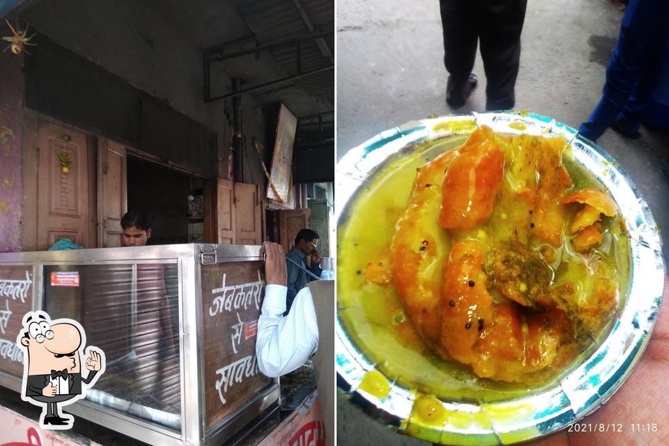 Here's a pic of Gayatri chat bhandar