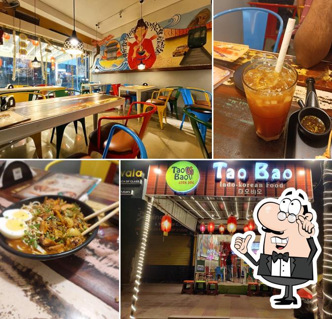 Check out how TaoBao Indo-Korean Cafe looks inside