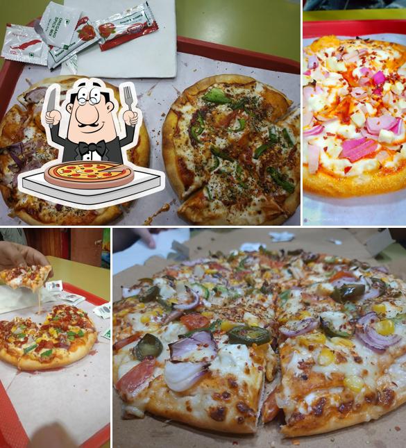 Order pizza at Pizza Treat