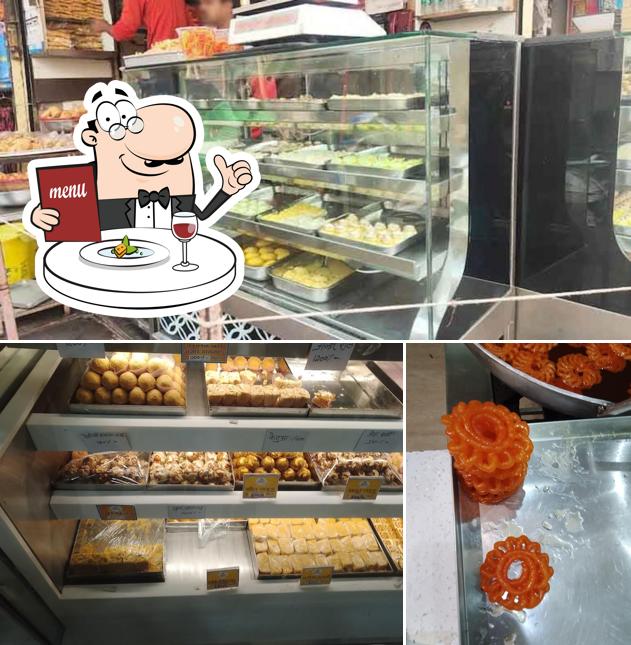 Food at Ramdas Mishthan Bhandar