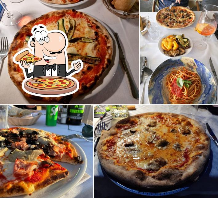 Prova una pizza a Hotel Esperia San Pietro S.N.C. Di Straface Natale