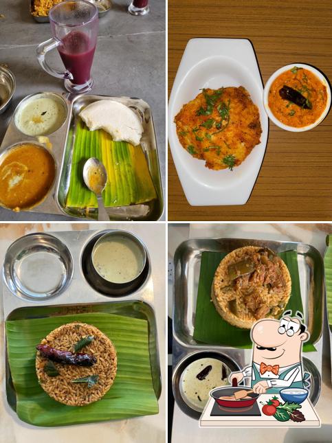 Chicken curry at Nefty Pure Veg Hotel, Vijayanagar