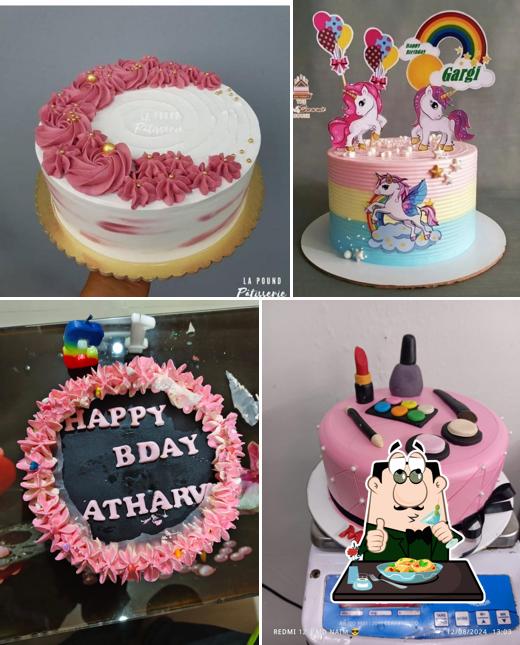 Food at The Cake World Mahad