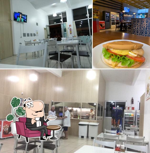 O interior do Buratti Lanches