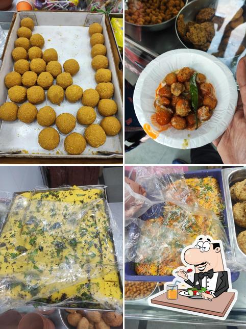 Meals at New Om Pakodewala