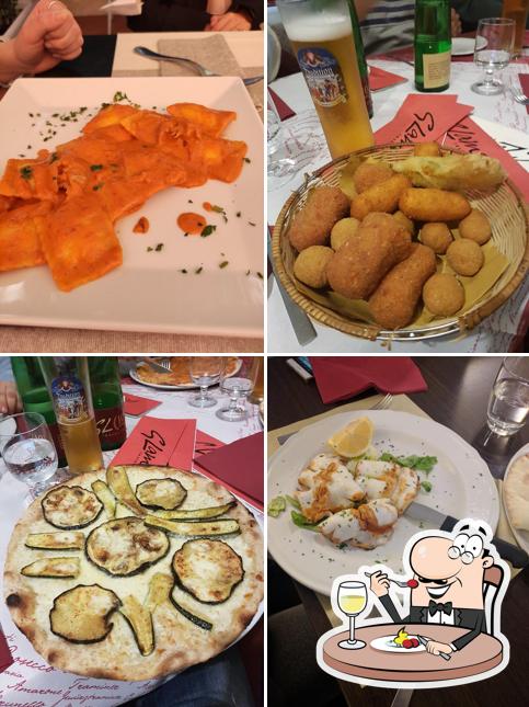 Nourriture à Ristorante Glamour pizzeria Trigoria Laurentina