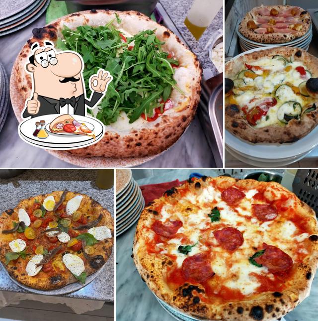 Ordina tra le molte varianti di pizza