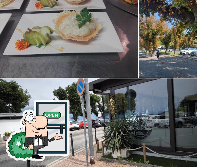 La esterno e cibo del ristorante