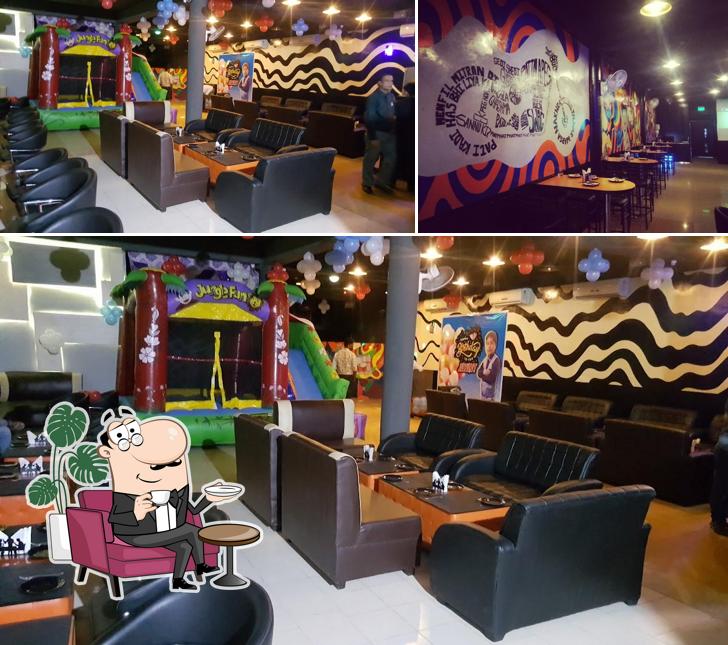 Check out how The 5 Tuns looks inside