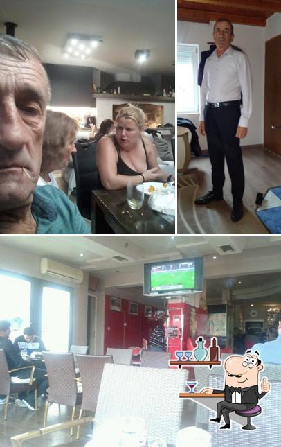 Gli interni di Caffe Bar "Korner" Zadar