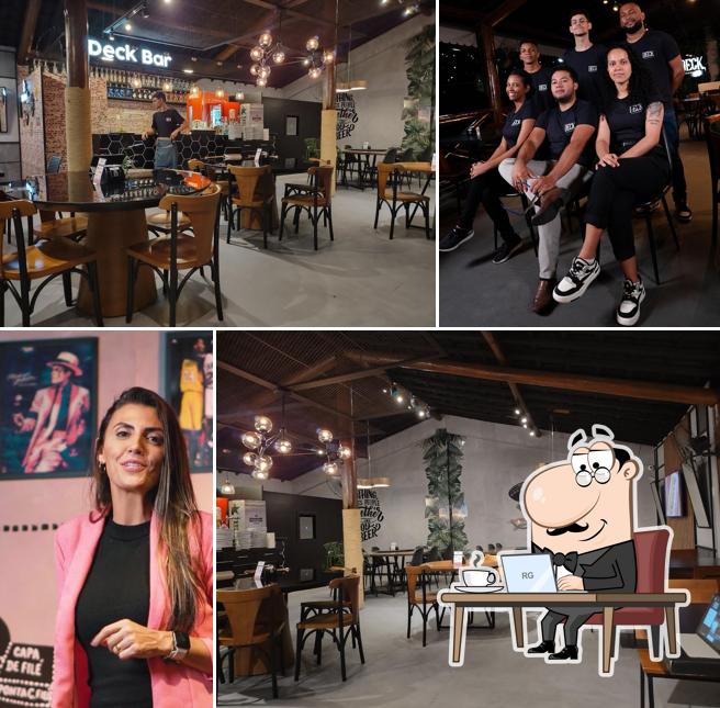 Veja imagens do interior do Deck SteakHouse
