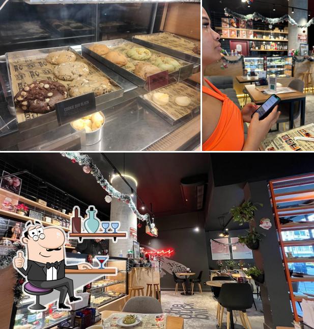 Veja imagens do interior do Duckbill - Cookies & Coffee