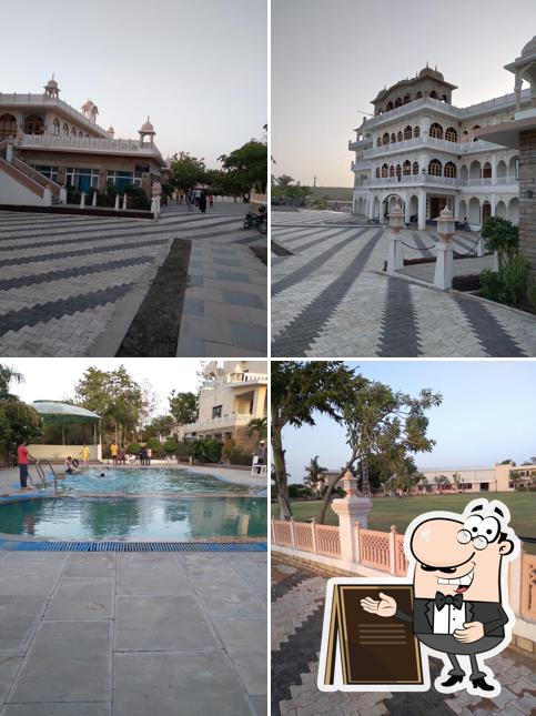 The exterior of Maheshwari Restaurant
