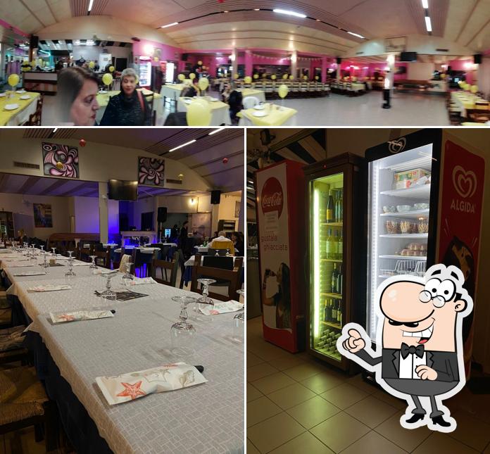 Siediti a un tavolo di Pizzeria Ristorante New 554