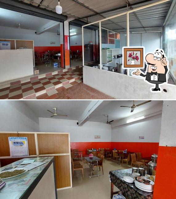 The interior of Closed shop