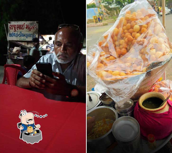 Meals at Raju Dosa Center