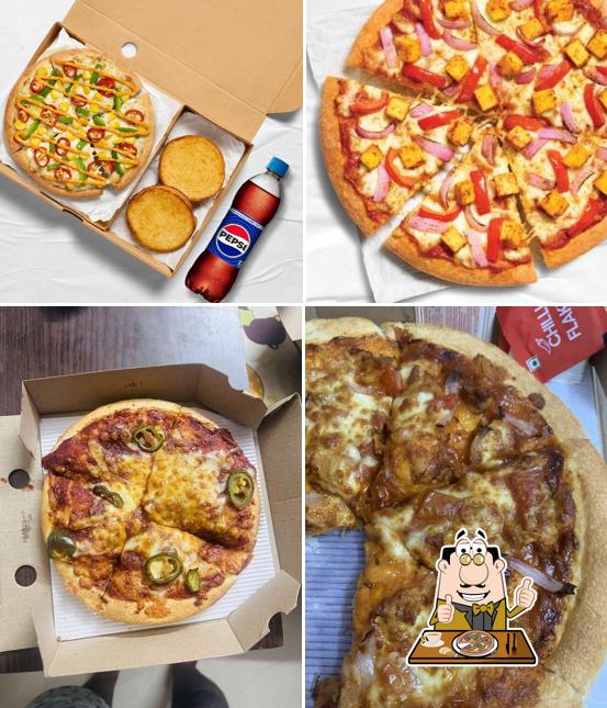 Get pizza at Pizza Hut Alandur, Chennai