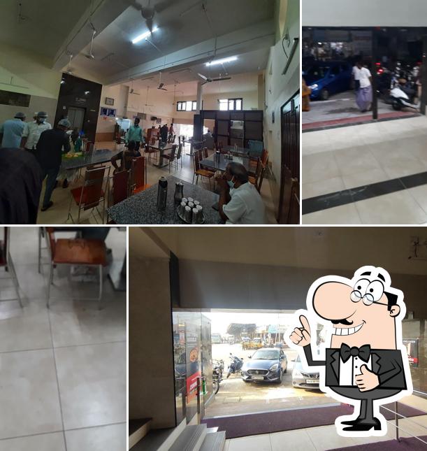 Here's a picture of Chellam Canteen (Since 1957)