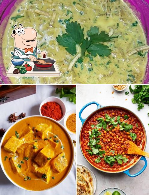 Chicken curry at Pradhan Dhaba