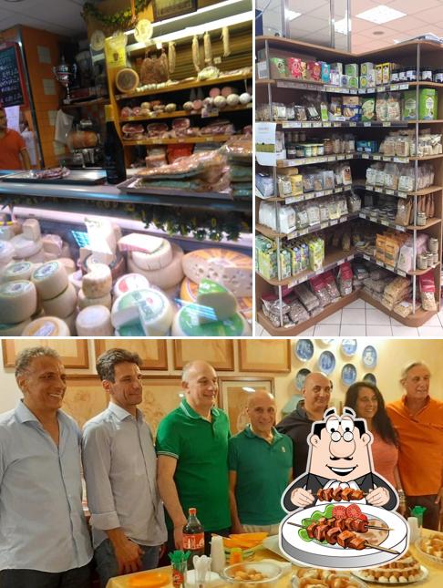 Platti al SUPERMERCATO EFFESETTE - Fratelli Arbitrio - prodotti tipici Calabresi