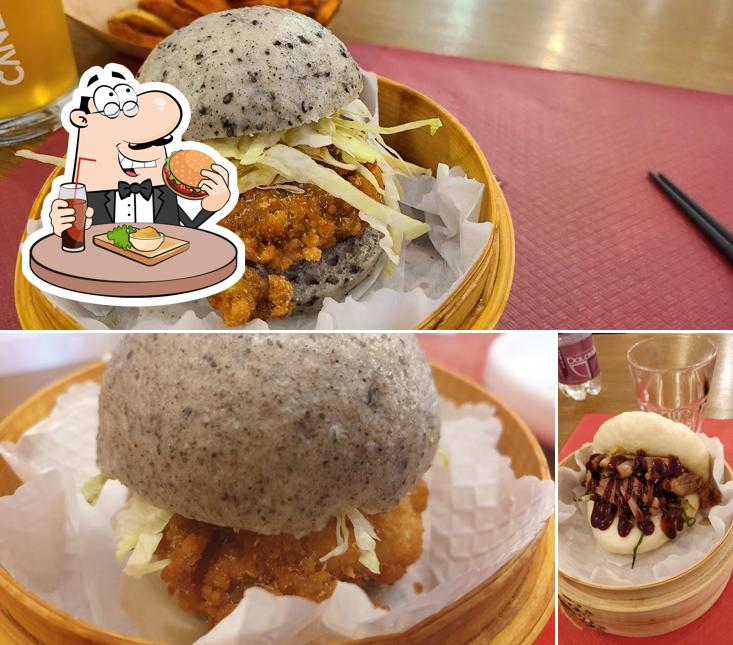 Gli hamburger di Bao House Taiwanese Street Food Milano potranno soddisfare molti gusti diversi