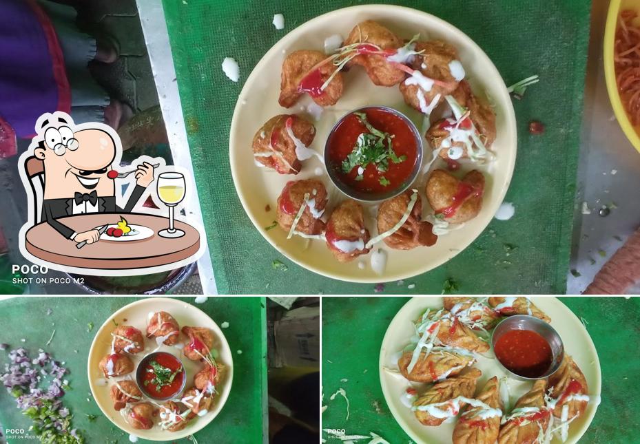 Meals at MOMOs &ROLL