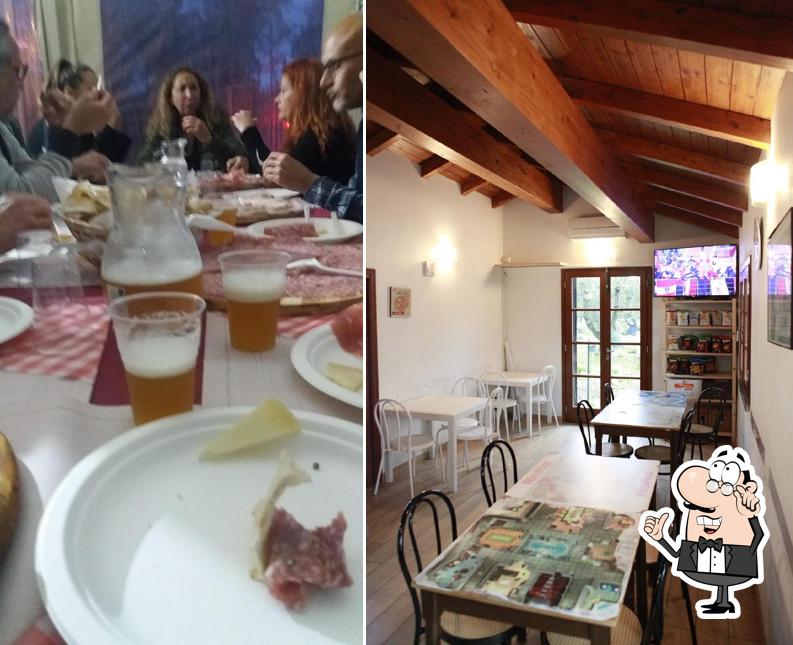 Siediti a un tavolo di Gastropizza Da I'Moro