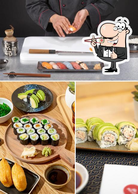 Il sushi è un pasto famoso tipico del Giappone