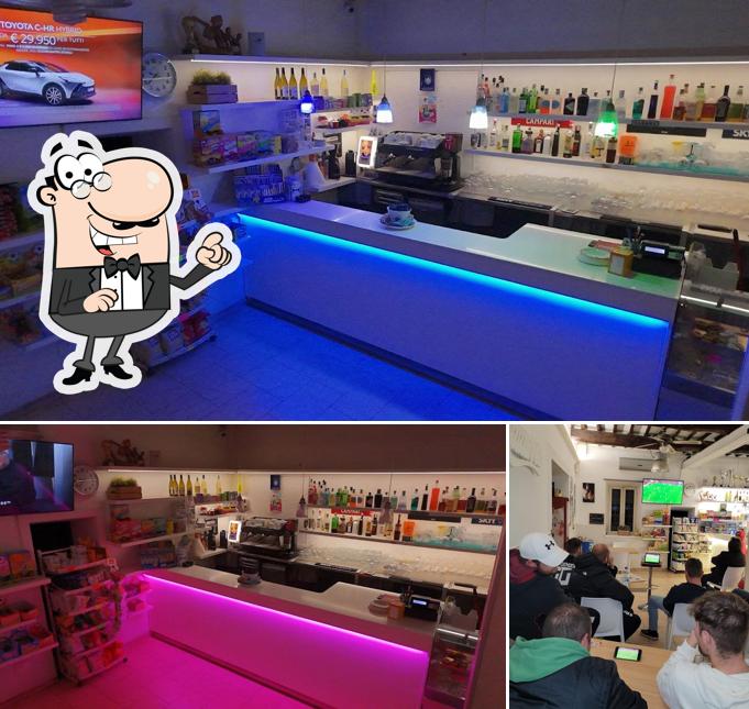 Dai un'occhiata agli interni di Bar Grotta Azzurra