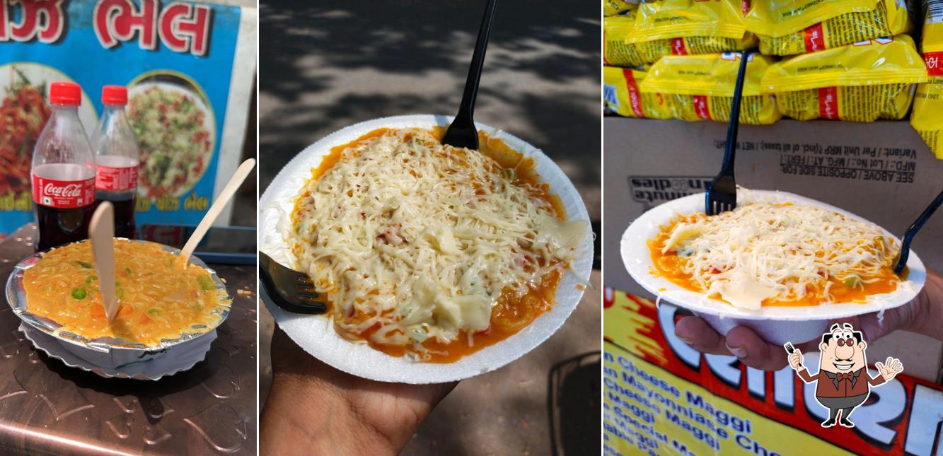 Food at Mourya Maggi & aalupuri centre