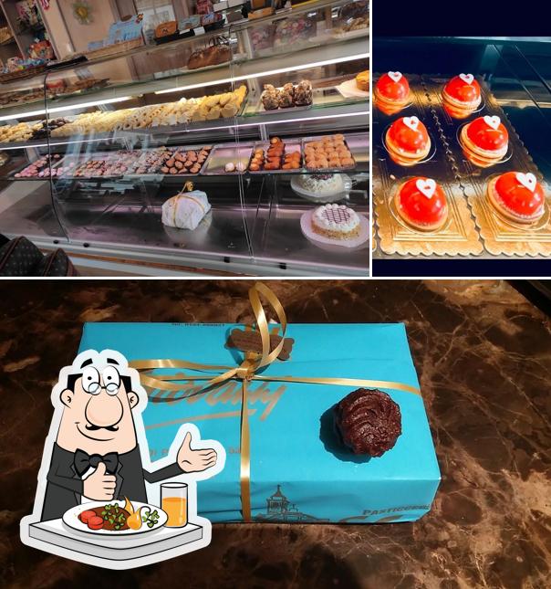 Platti al Pasticceria S. Giovanni