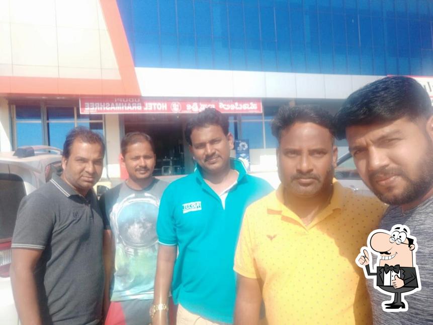 Look at the pic of Banashree hotel