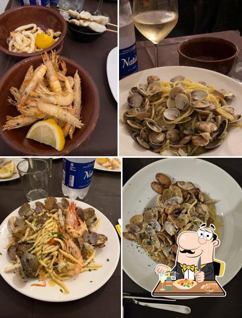 Platti al Sottocoperta Taverna di mare
