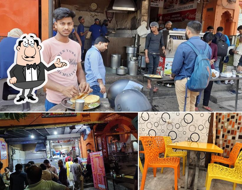 The interior of Annapurna Chole Bhature