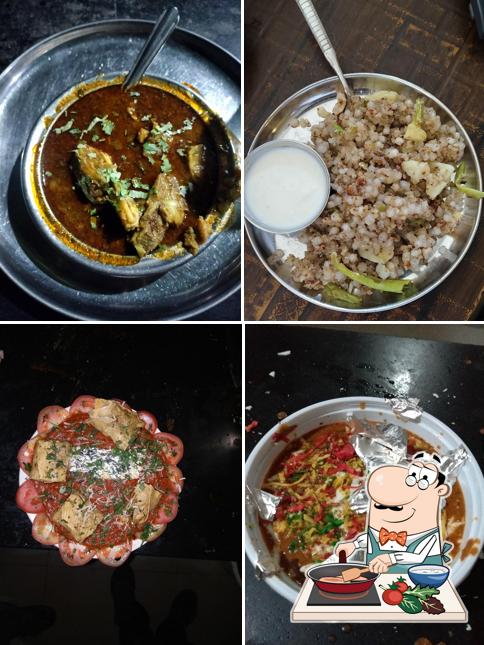 Chicken curry at Hotel Garwa