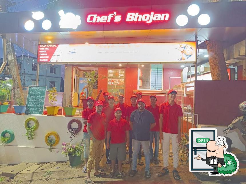 The exterior of Chef's Bhojan