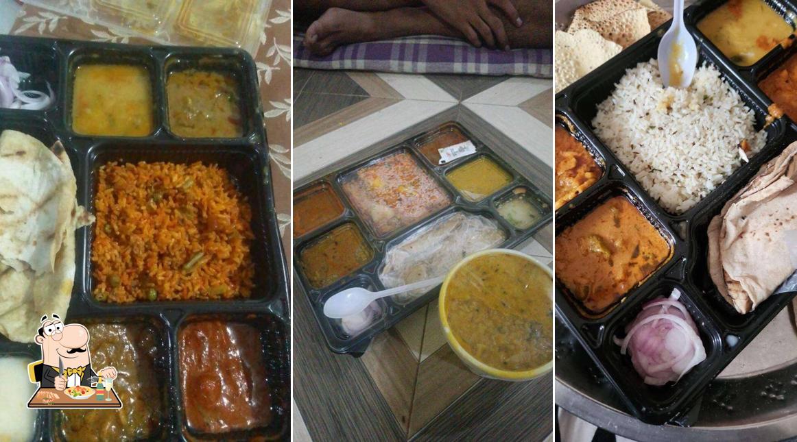 Meals at Mahakal Bhojnalay