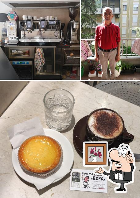 Tra le diverse cose da Bar Tabaccheria Expo' si possono trovare la interni e cibo