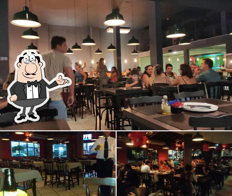 O interior do Dmilano Pizzaria Forno a Lenha