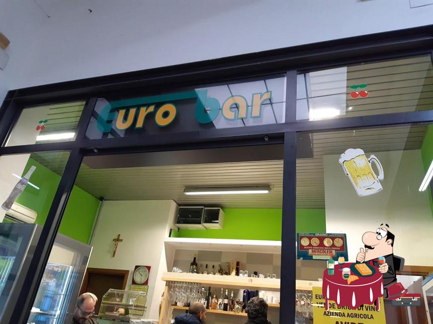 Euro Bar offre un'ampia selezione di dolci