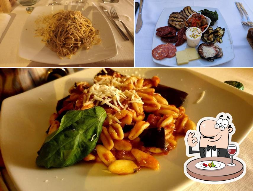 Platti al trattoria al buco