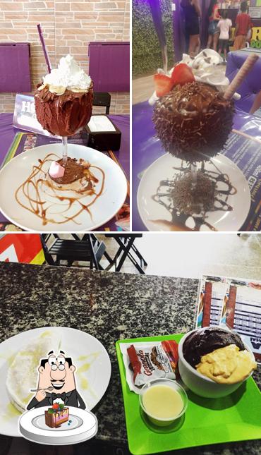 Bolo de chocolate em Hora do Açaí - Lavras