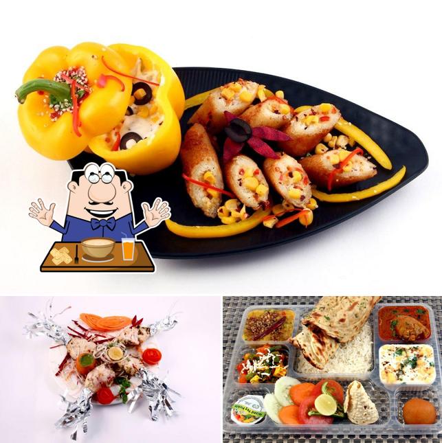 Meals at Khatirdari Express