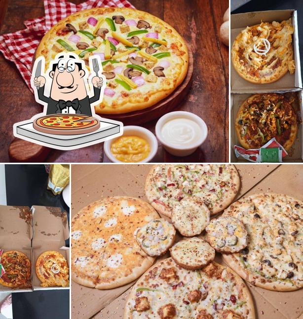 Order pizza at La Pino'z Pizza