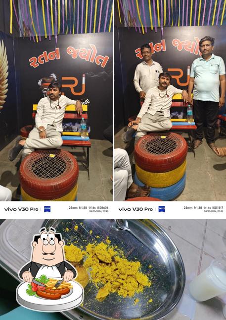 Meals at RATANJYOT DALBATI HOTEL