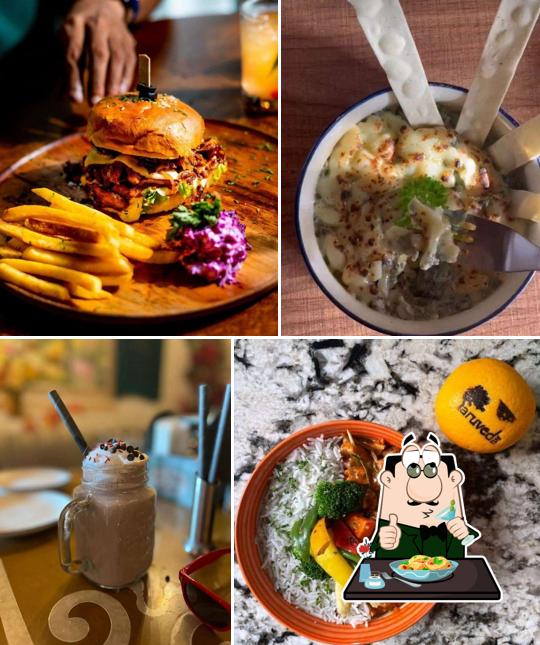 Pulled pork sandwich at Taruveda Cocktails and Bistro