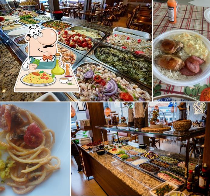 Platos en Restaurante Sabor Amigo