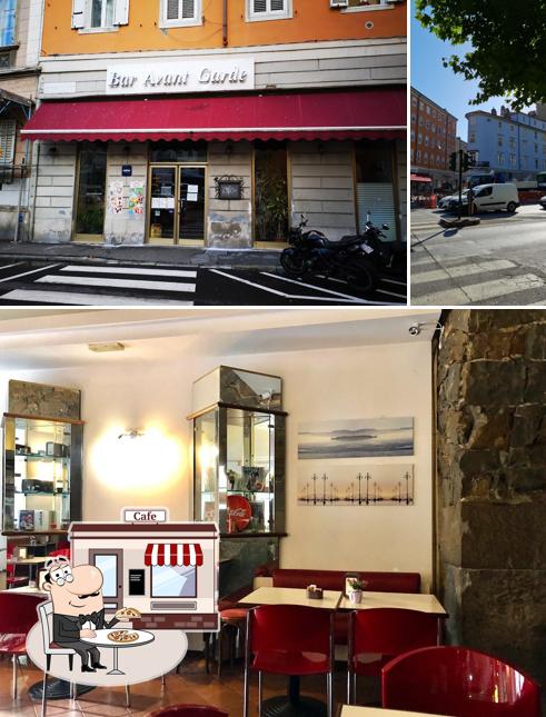 Bar Avant Garde si caratterizza per la esterno e interni