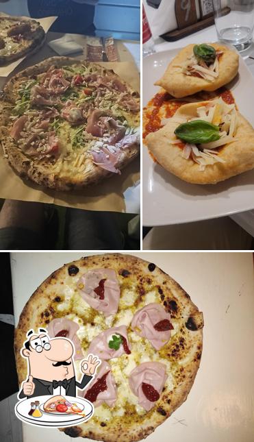 A Da Vittorino Pizzeria a Nocera, puoi assaggiare una bella pizza
